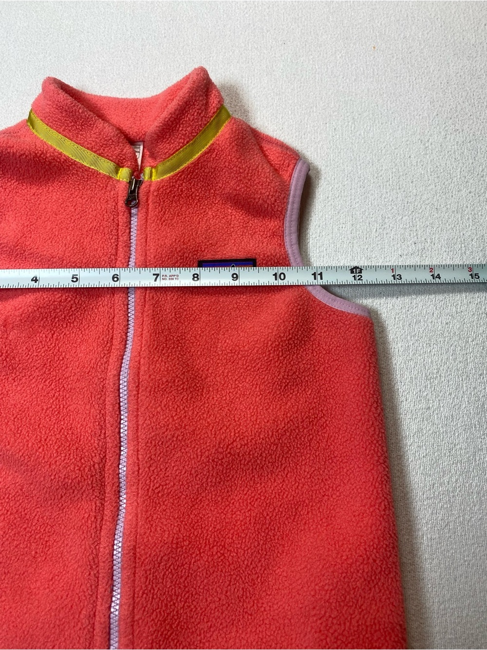 Patagonia Kids Coral Pink Fleece Vest 3T - Picture 6 of 7